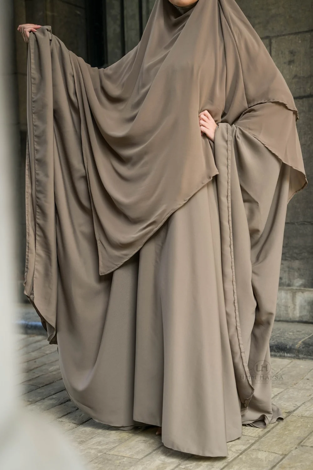 Big Abaya Umm Hafsa - Image 31