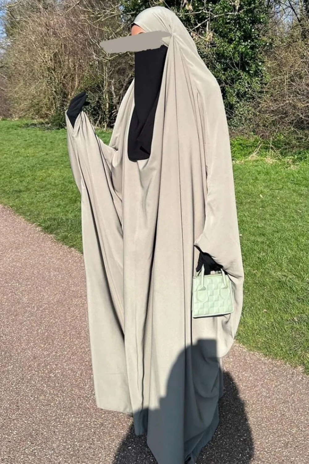 Big jilbab Saoudien Umm Hafsa - Image 13