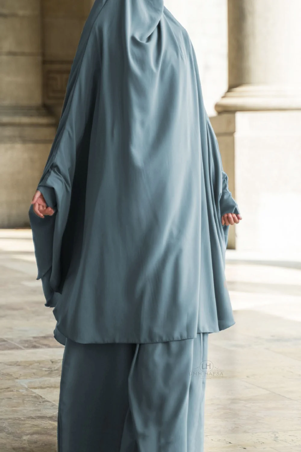 Jilbab Amira 2 voiles Umm Hafsa - Image 2